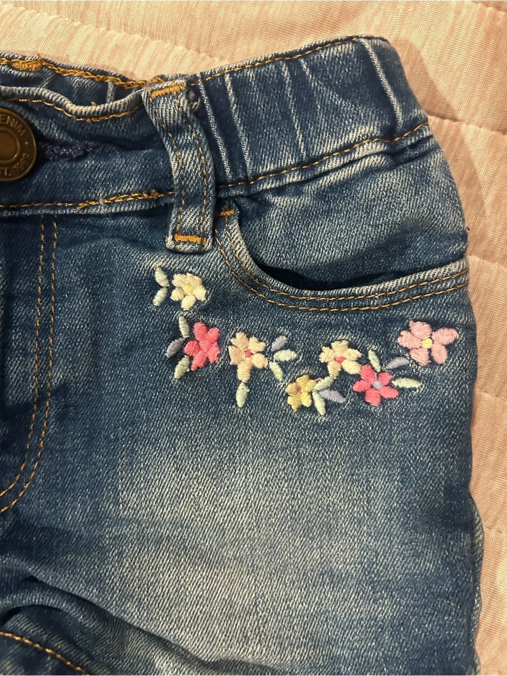 Gap Denim Floral Embroidered Shortie Shorts Toddler Girls 3 Years